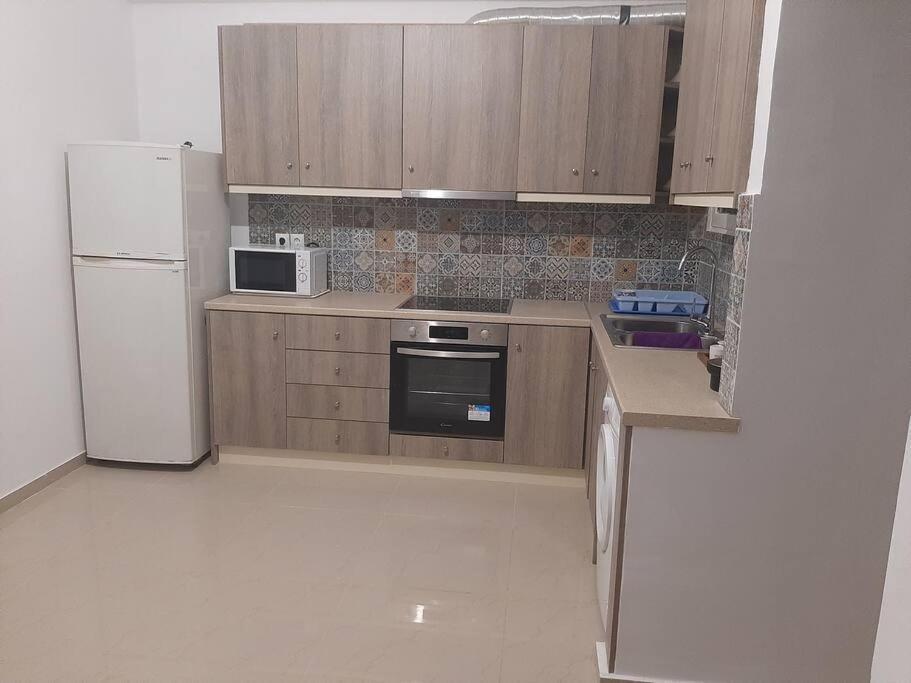 Modern Apartmen In Athina Apartment เอเธนส์ ภายนอก รูปภาพ